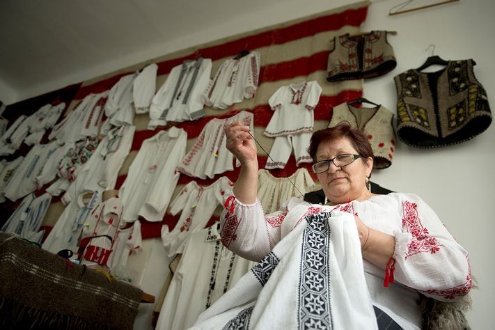 The Romanian Blouse - an icon in fashion and cultural patrimony