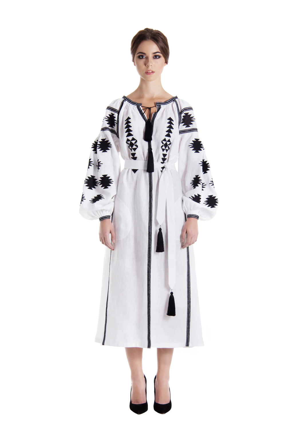 White Geometry embroidered caftan dress