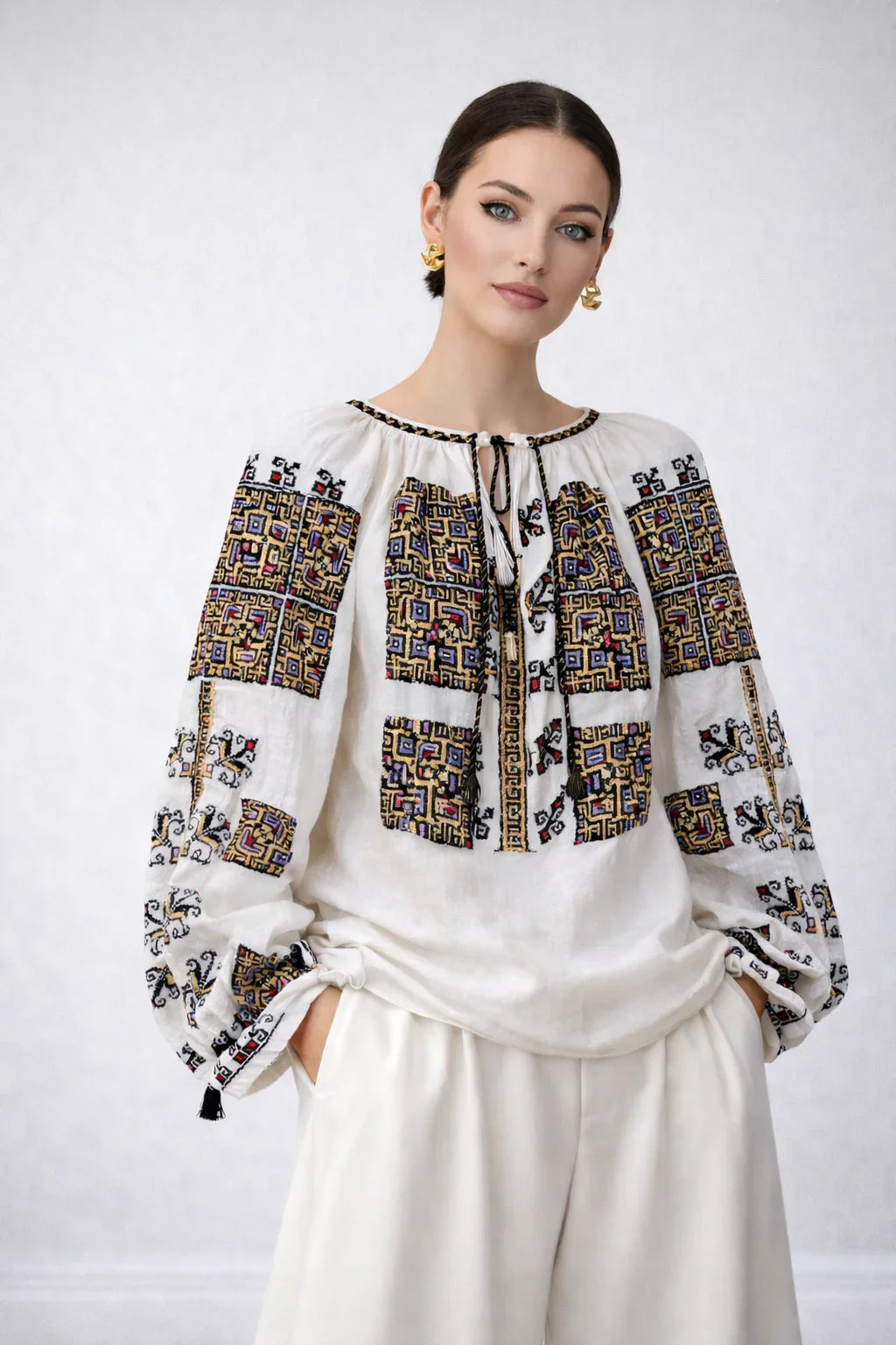 White Hand-Embroidered Romanian Blouse – Diamond Motif with Metallic Thread