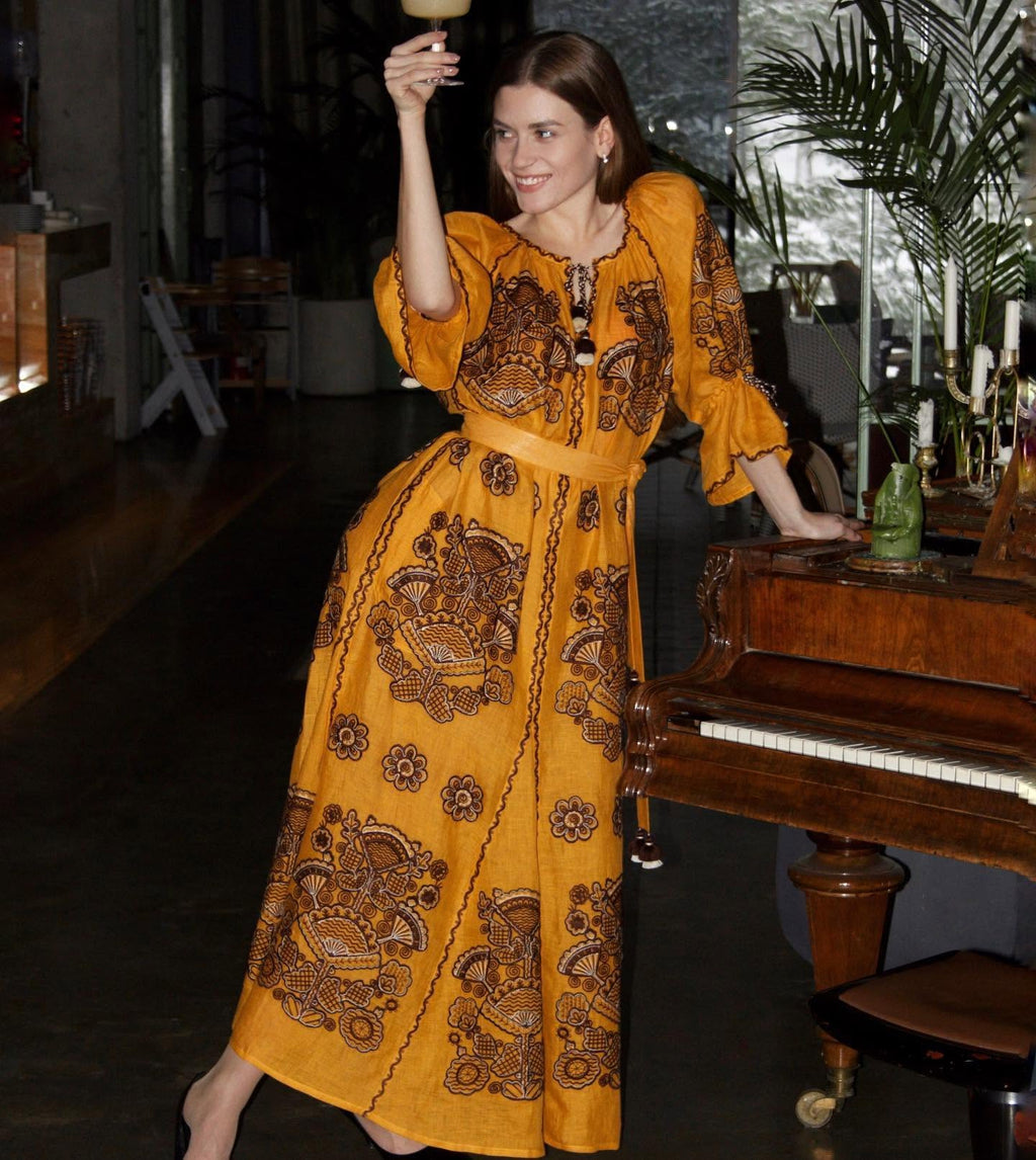 Foberini Victory Chic mustard linen dress, oversize free-cut silhouette