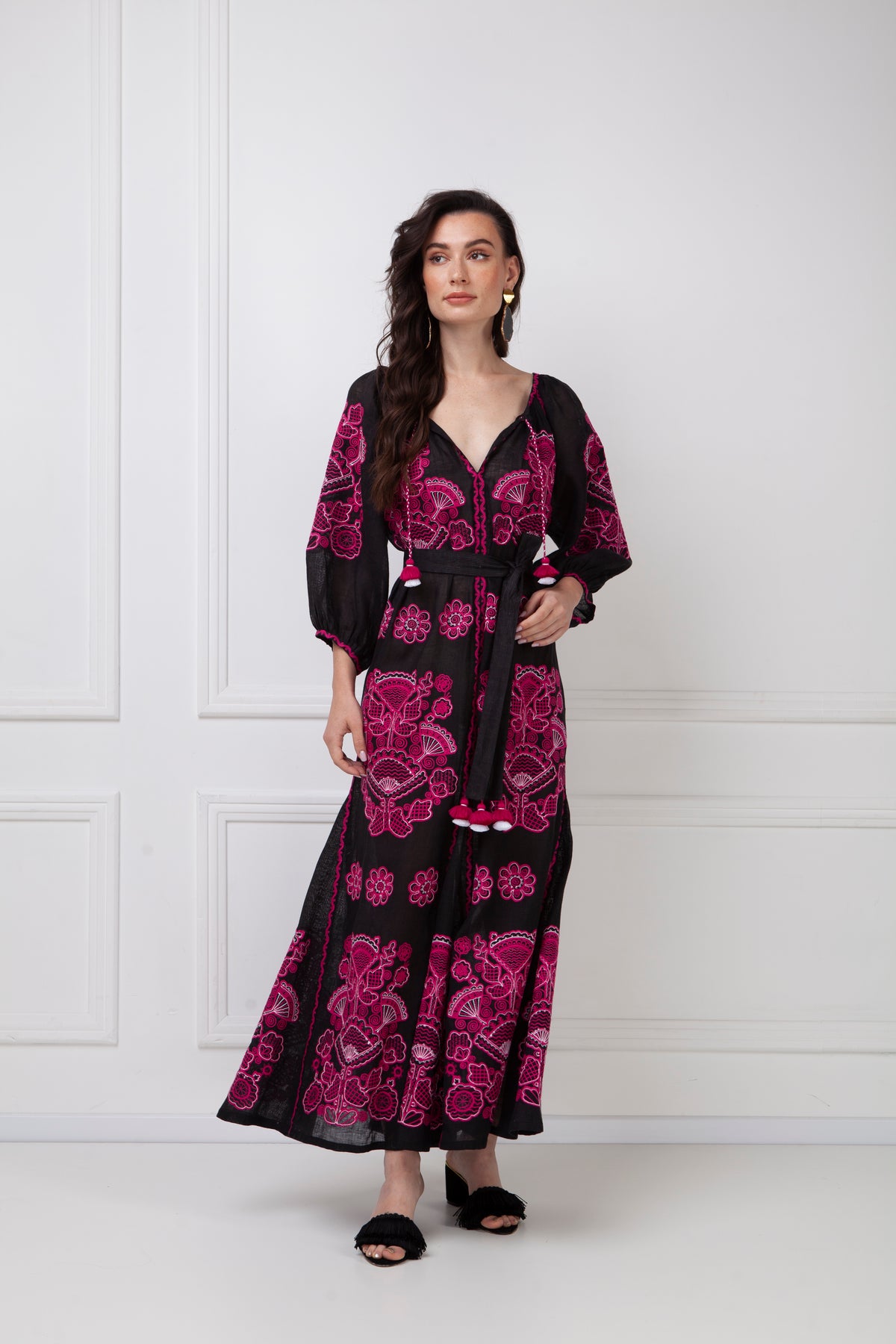 Foberini, Embroidered dress, pink and white, linen, floral motif, hand-embroidered – view 6