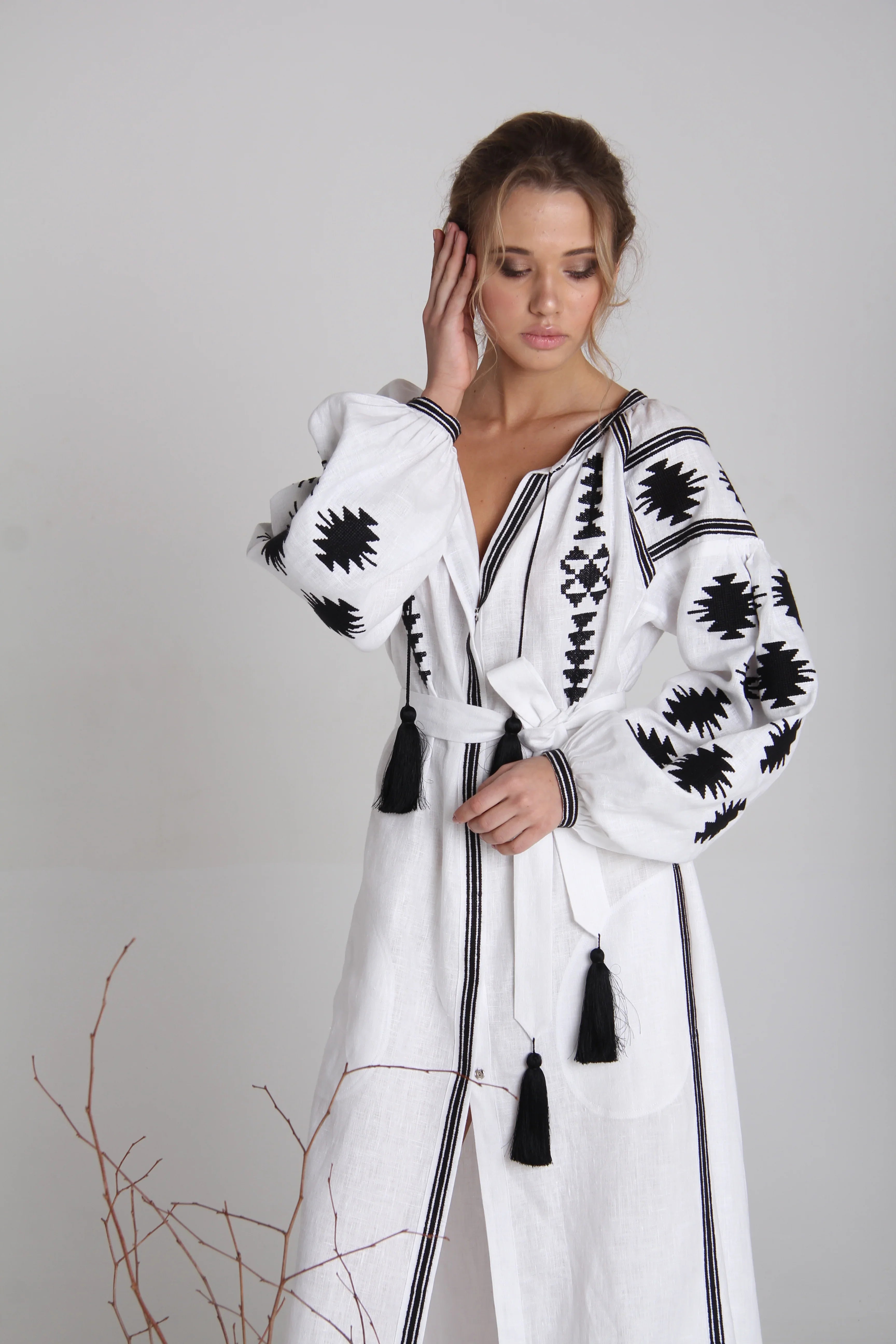 White Geometry embroidered caftan dress