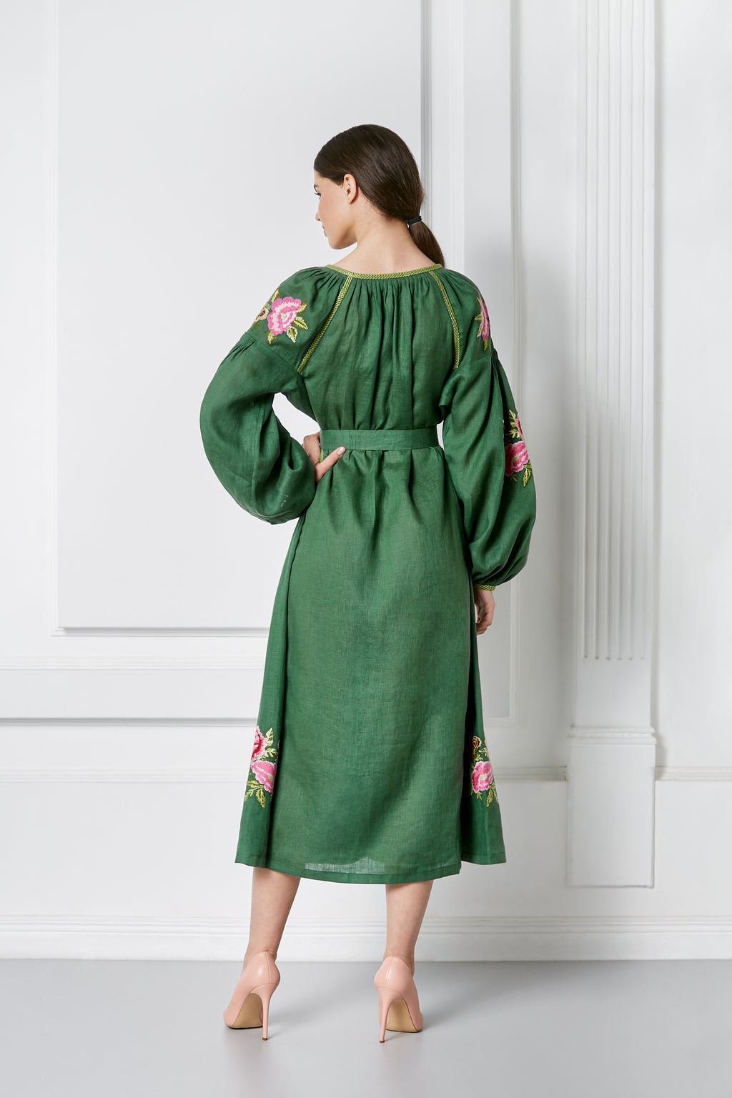 Embroidered floral dress Flora