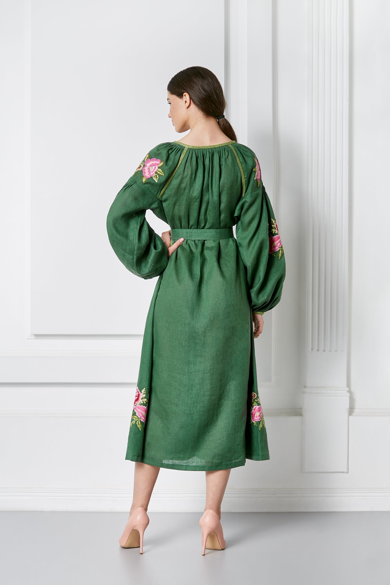 Embroidered floral dress Flora