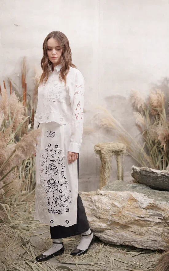 Tree of Life cropped linen blouse