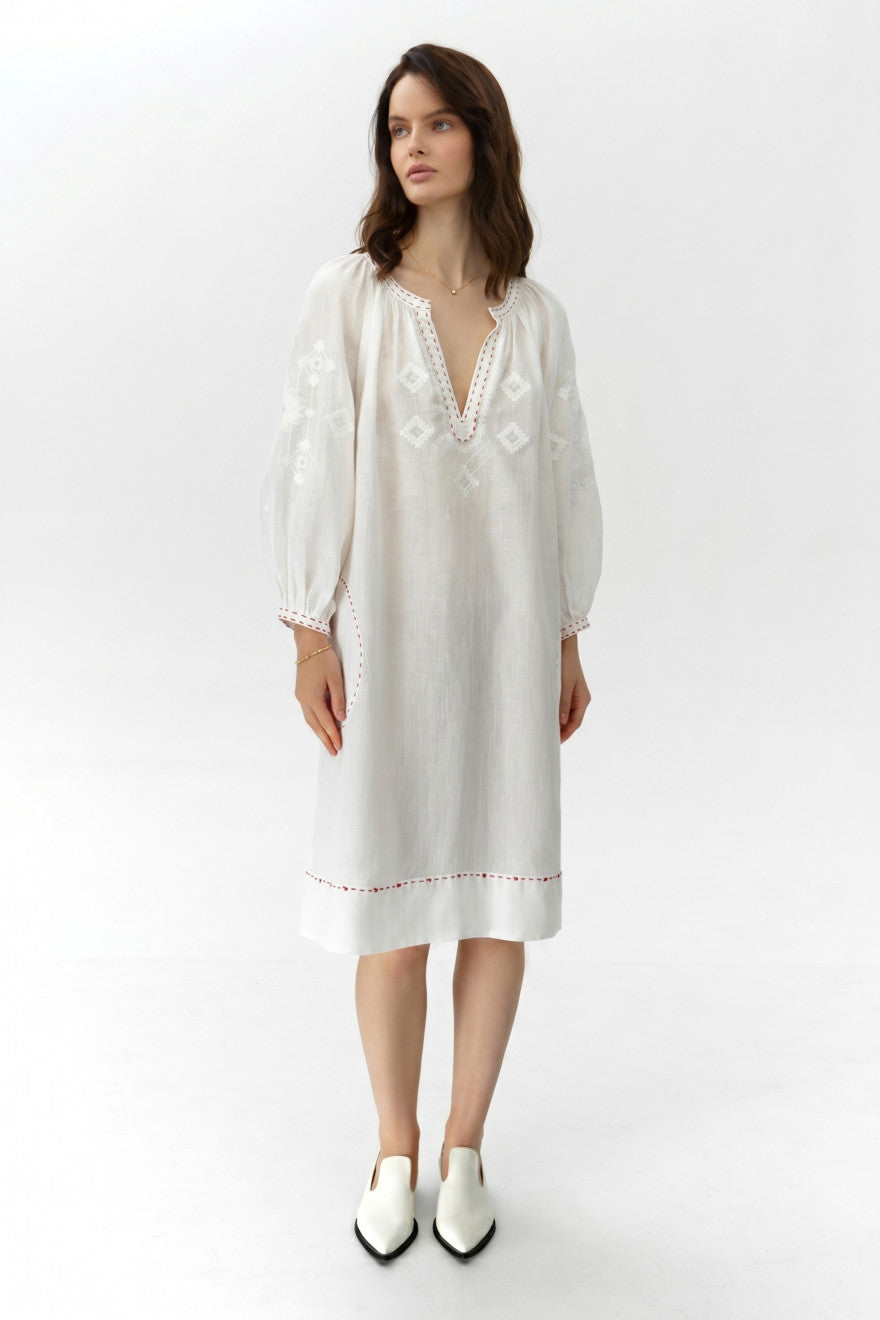 White embroidered linen tunic style dress Ozima My Sleepyng Gypsy
