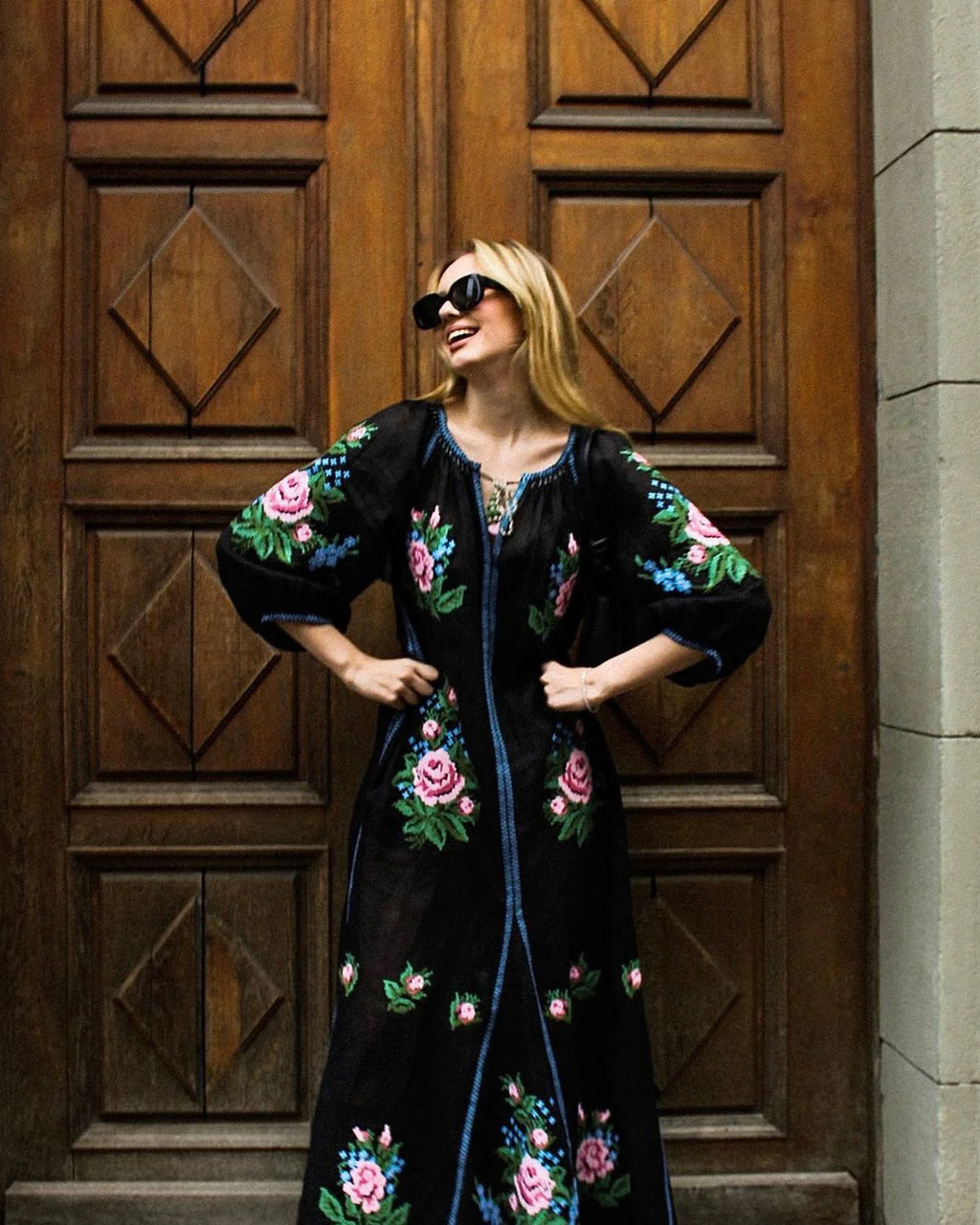 Evelyn Floral Embroidered Black Dress –