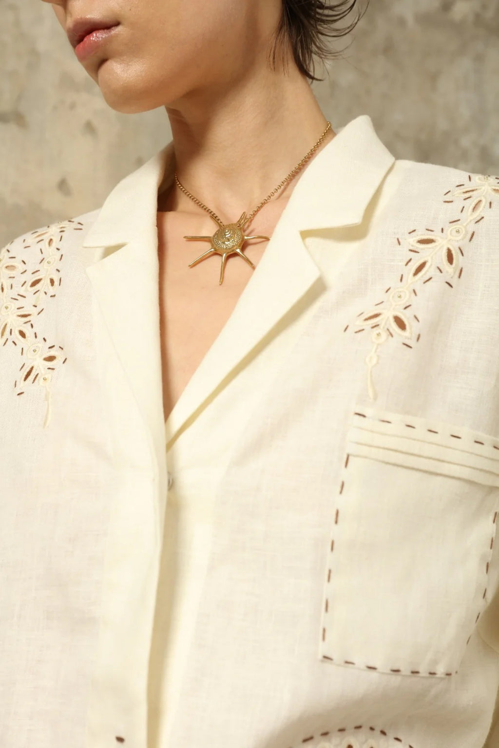 Sarah Bernhardt Ivory Two-Piece Linen Suit - Loose Blazer & Shorts