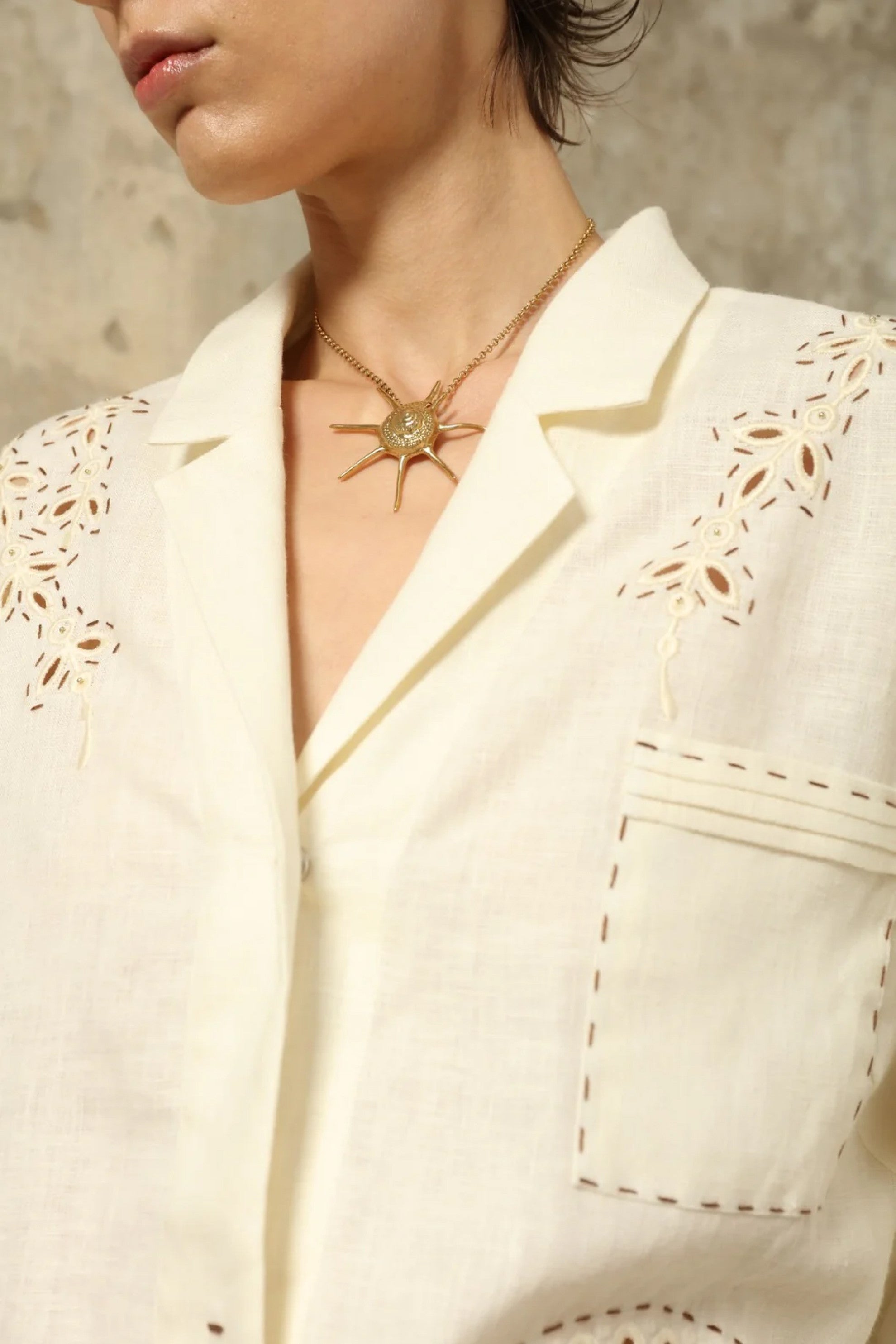 Sarah Bernhardt Ivory Two-Piece Linen Suit - Loose Blazer & Shorts